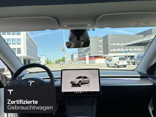 Tesla Model Y Long Range RWD
