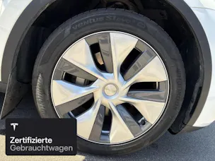 Tesla Model Y Long Range RWD