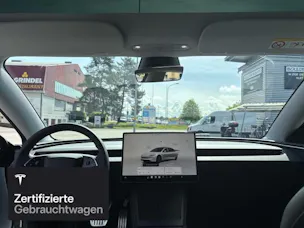 Tesla Model 3 Performance