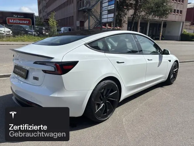 Tesla Model 3 Performance