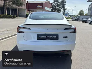 Tesla Model 3 Performance