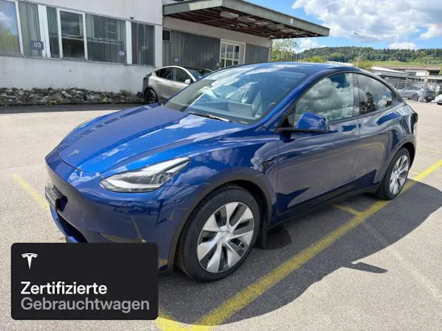 Tesla Model Y Long Range AWD
