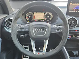Audi Q2 40 TFSI S line quattro S-tronic