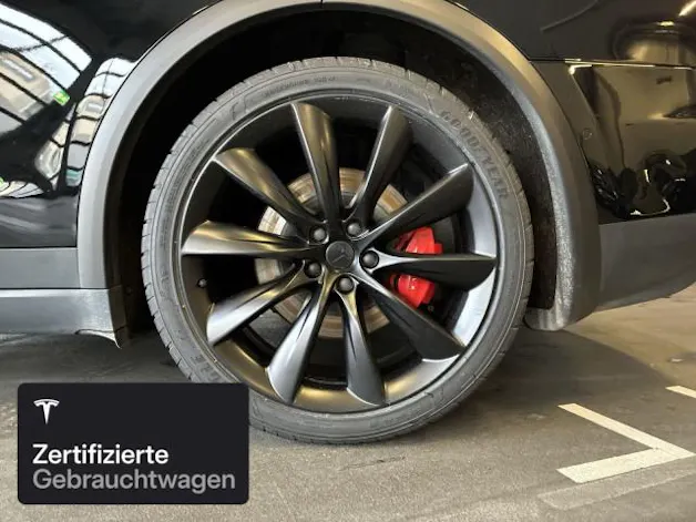 Tesla Model X Performance