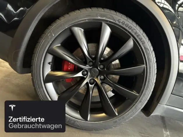 Tesla Model X Performance