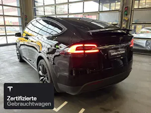 Tesla Model X Performance