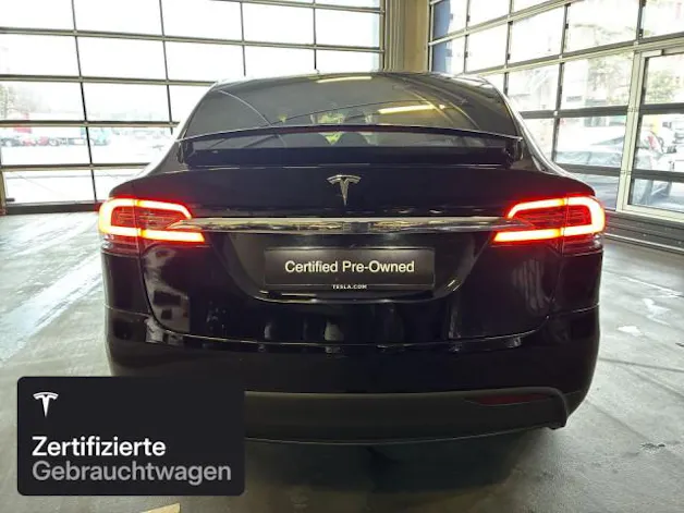 Tesla Model X Performance