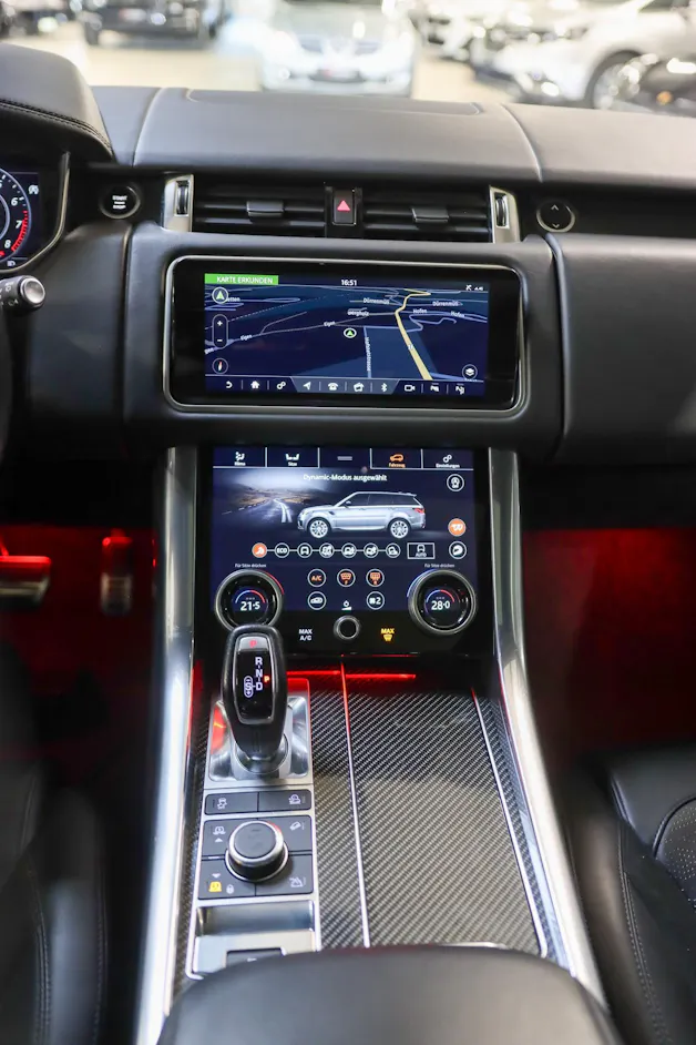 Land Rover Range Rover Sport 5.0 V8 S/C SVR Automatic