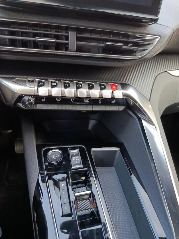 Peugeot 3008 180e Hybrid2 Allure Pack EAT8