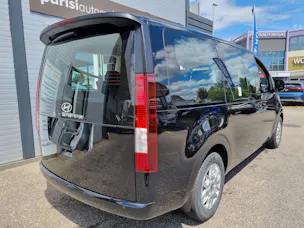 Hyundai Staria Wagon 1.6 T-GDi HEV Amplia A