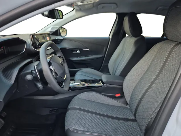 Peugeot 208 1.2 MHEV 110 Allure Premium