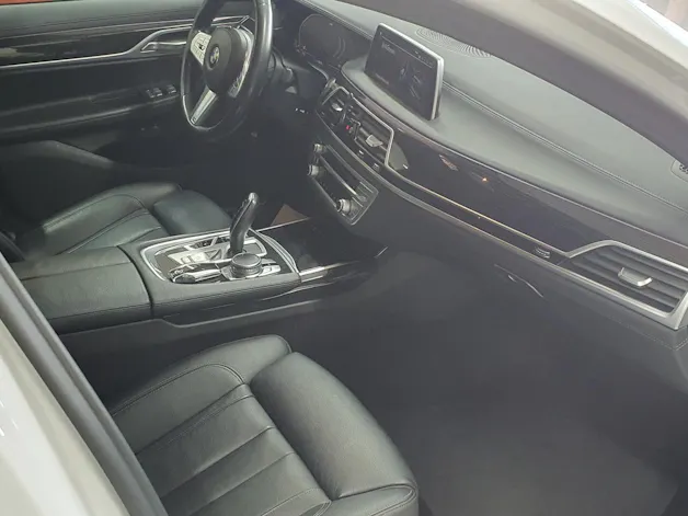 BMW 740i M-Sport