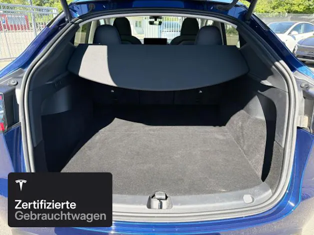 Tesla Model Y Long Range AWD