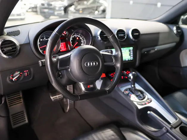 Audi TT Coupé S-Line 2.0 TFSI