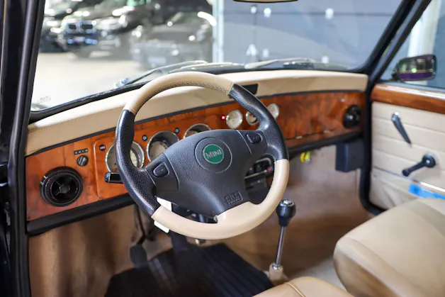Mini Cooper 1.3i High Specification