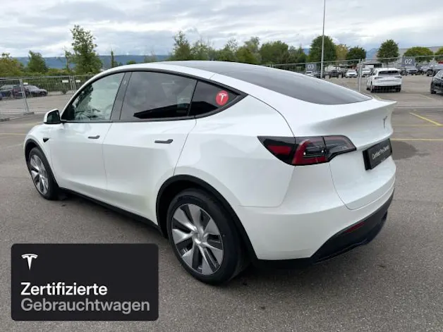 Tesla Model Y Long Range AWD