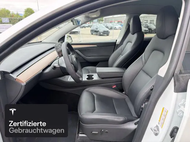 Tesla Model Y Long Range AWD