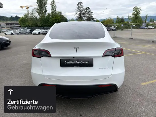 Tesla Model Y Long Range AWD