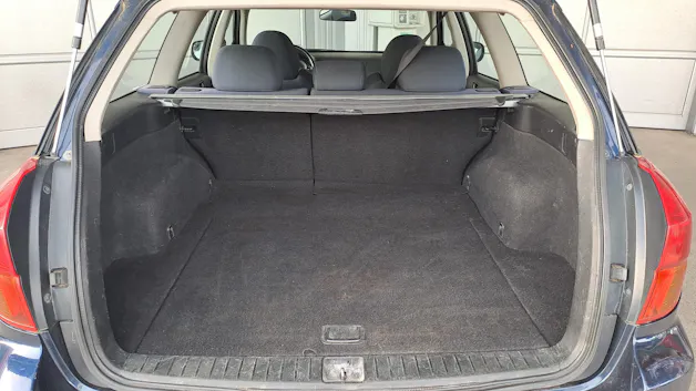 Subaru Legacy 2.0i AWD Swiss