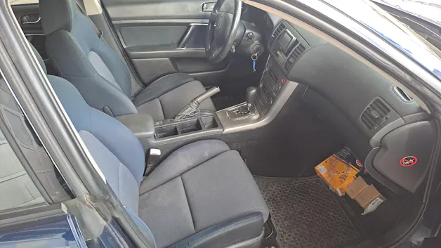 Subaru Legacy 2.0i AWD Swiss