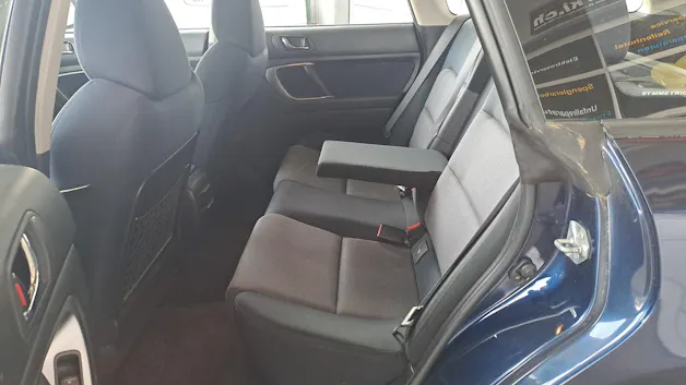Subaru Legacy 2.0i AWD Swiss