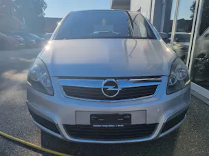 Opel Zafira 2.2i 16V Enjoy