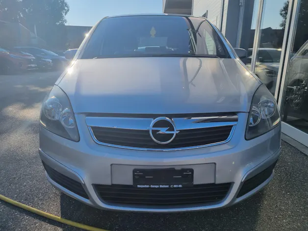 Opel Zafira 2.2i 16V Enjoy