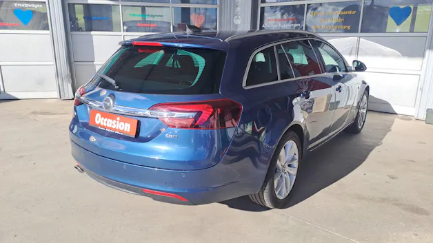 Opel Insignia Sports Tourer 2.0 CDTI Cosmo Automatic