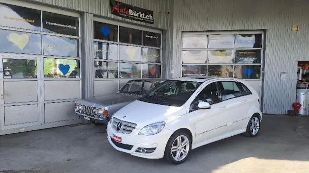 Mercedes-Benz B 200