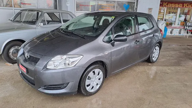 Toyota Auris 1.4 D-4D Linea Luna