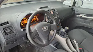 Toyota Auris 1.4 D-4D Linea Luna