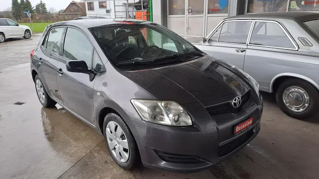 Toyota Auris 1.4 D-4D Linea Luna