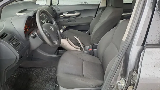Toyota Auris 1.4 D-4D Linea Luna