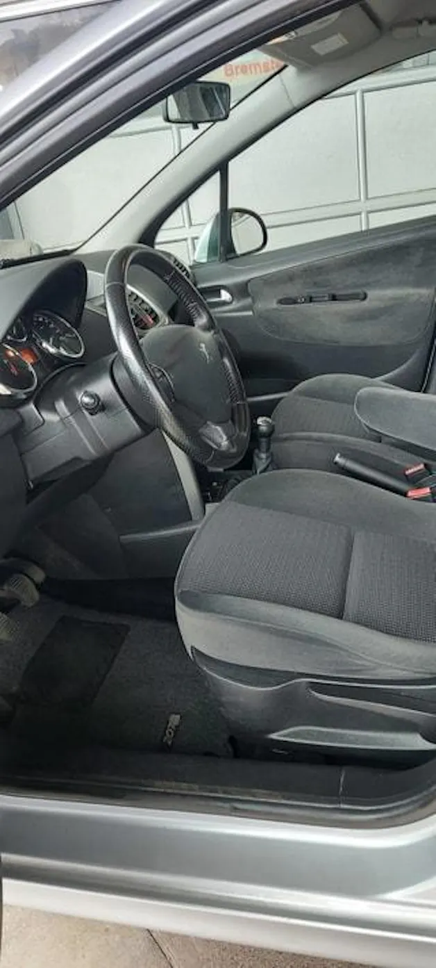 Peugeot 207 1.6 16V XS