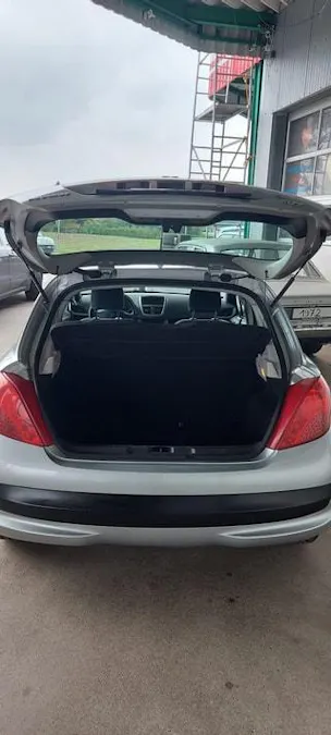Peugeot 207 1.6 16V XS