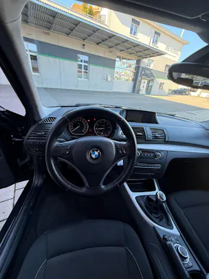 BMW 120i