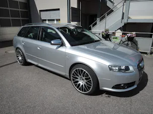 Audi S4 Avant 4.2 V8 quattro