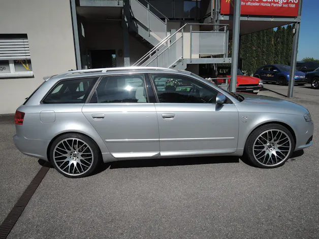 Audi S4 Avant 4.2 V8 quattro