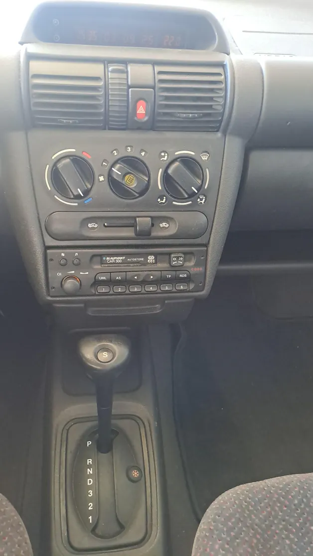 Opel Corsa 1.4 16V Swing