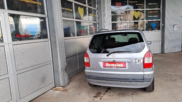 Opel Zafira 2.2i 16V Elegance