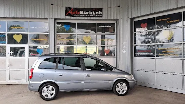 Opel Zafira 2.2i 16V Elegance