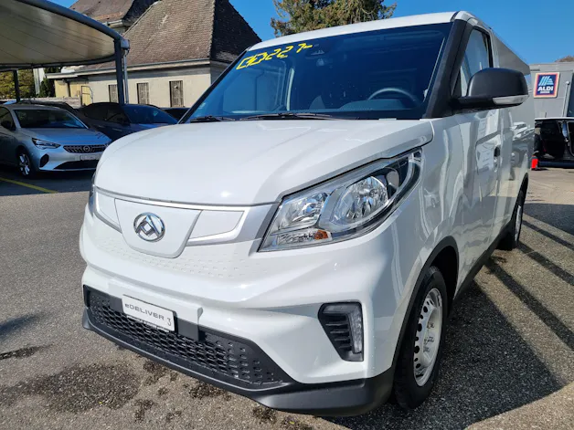 Maxus eDELIVER 3 Kastenaufbau L1H1 50kWh