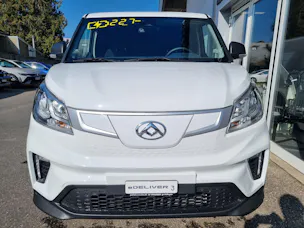 Maxus eDELIVER 3 Kastenaufbau L1H1 50kWh