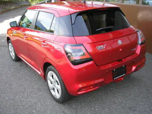 Suzuki Swift 1.2 Sakura Hybrid 4x4