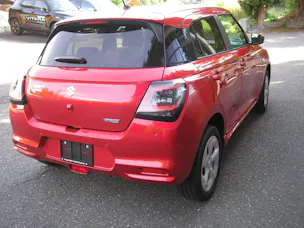 Suzuki Swift 1.2 Sakura Hybrid 4x4