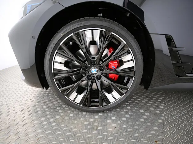 BMW i4 xDrive40