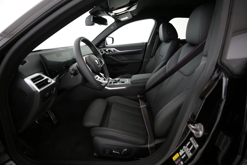 Fahrzeugbild BMW i4
