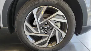 Hyundai Bayon 1.0 T-GDi Amplia