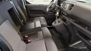 Opel Vivaro Cargo 2.7 t M 2.0 D 144 S/S