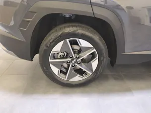 Hyundai Tucson 1.6 T-GDi HEV Amplia 4WD
